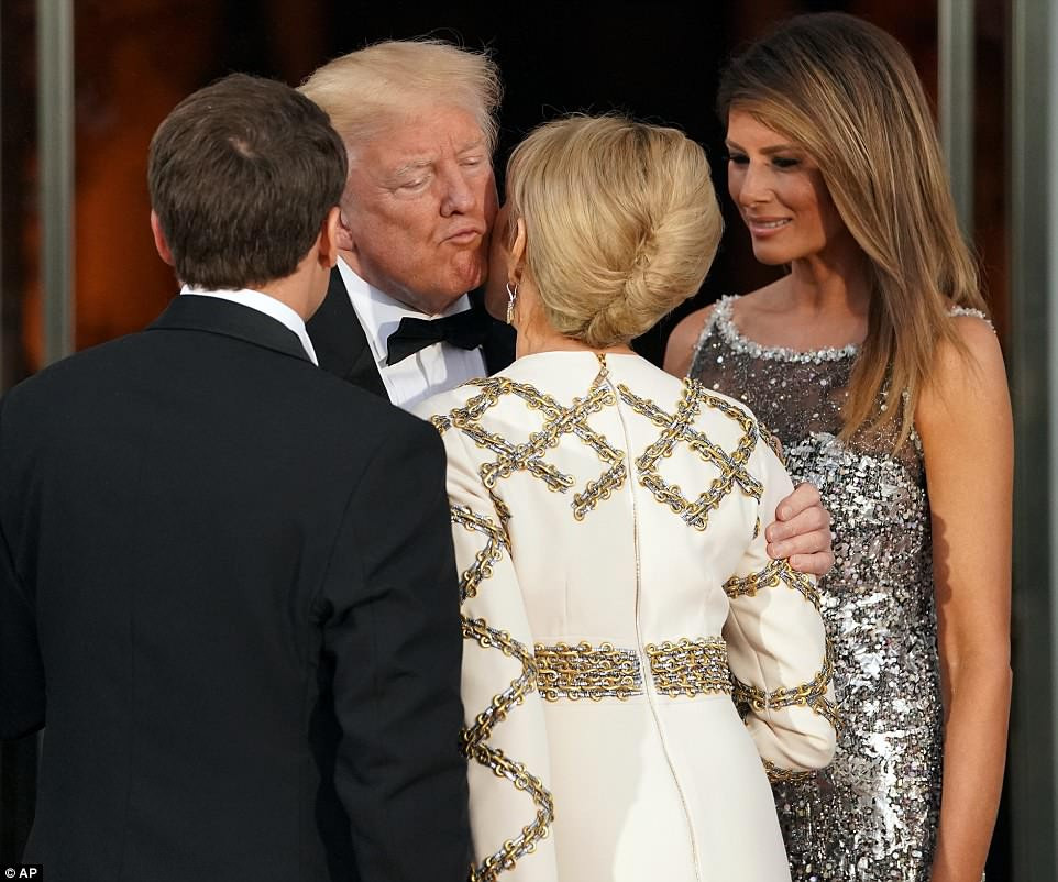 Мелания Тръмп блесна като домакиня в Белия дом (Снимки)