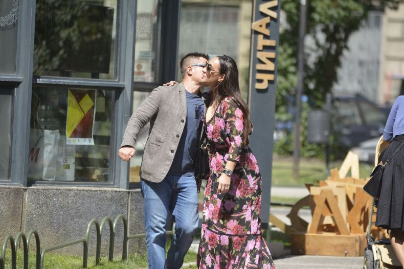 Мария Илиева заприлича на матрона след раждането (Вижте я сериозно наедряла)
