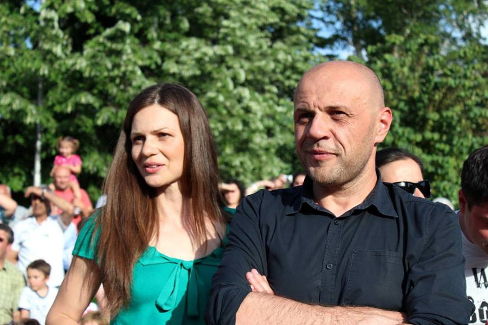 Съпругата на Томислав Дончев изригна бясна в мрежата: Виж какво разгневи Светлана!
