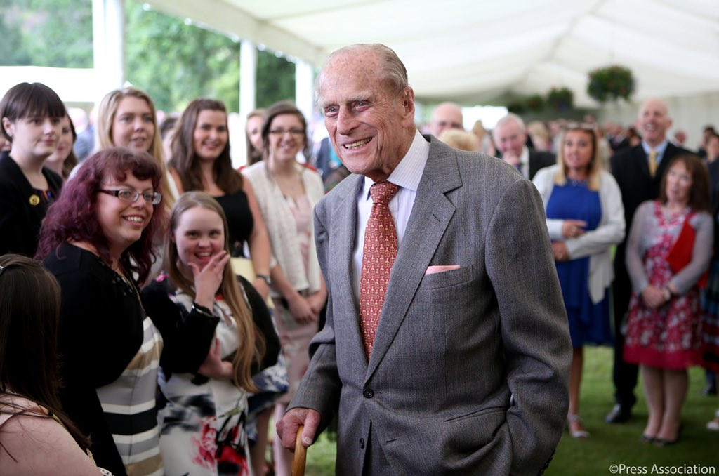 Принц Филип отпразнува скромно 97-мия си рожден ден