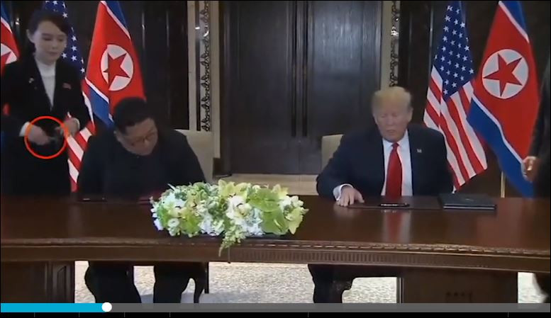 Гаф на срещата между Тръмп и Ким (Опитали да отровят лидера на Северна Корея с писалка?)