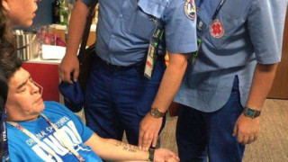 Диего Марадона в болница след инфарктната победа на Аржентина