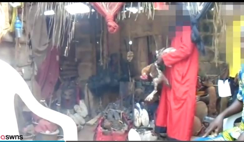 Зловещо! Вуду вещица използвала "магия" за трафик на хора от Нигерия в Европа