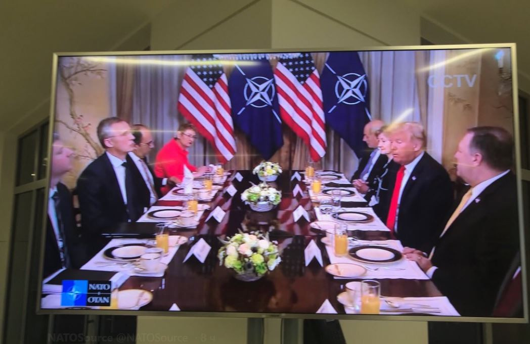 Доналд Тръмп си спретна бесен скандал с шефа на НАТО в Белгия (Вижте как се заяде и с Меркел)