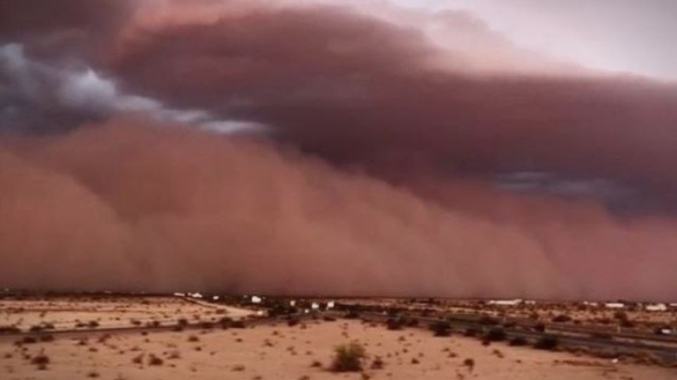 Супер буря погълна Аризона (За минути денят се превърна в нощ)