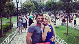 Антония Петрова и Ивайло Батинков си подариха романтична екскурзия по случай годишнината (Вижте къде са)