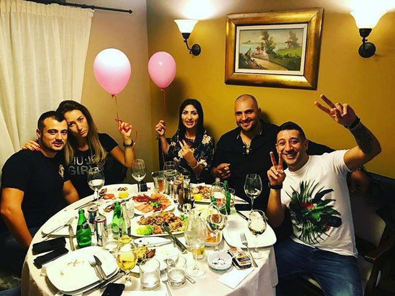 Вижте как Преслава и Павел отпразнува раждането на Паола (Снимки)