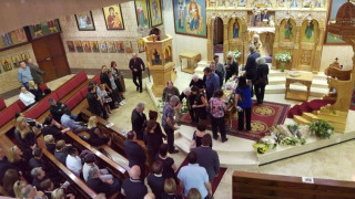 Наталия Гуркова на погребението на Джордже без децата им (ФОТО)