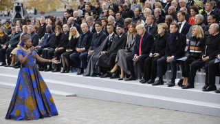 Лияна Панделиева: Президентът Радев на първия ред със световния политически елит! Защо скриха това?! (виж тук)