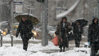 Синоптиците алармират: Зимата се завръща с пълна сила