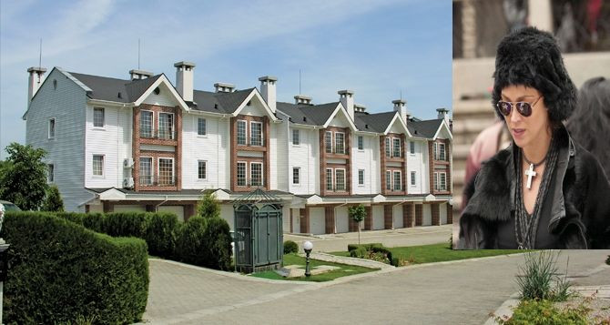 Мая Илиева строи палати за наследниците си (СНИМКИ)