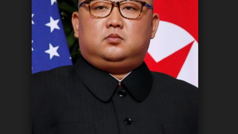 Ким Чен Ун по-силен и от Супермен (Пишат уникална нова биография за лидера на Северна Корея)