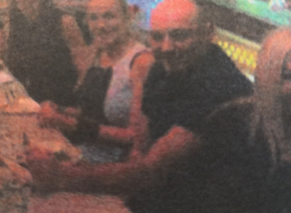 Шеф Манчев лъсна с любовницата си на фото (Вижте блондинката, която го разведе)
