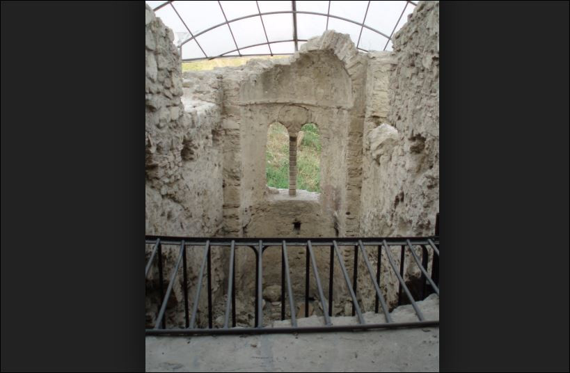 Откриха най-старата църква на планетата в Египет сн. Уикипедия .