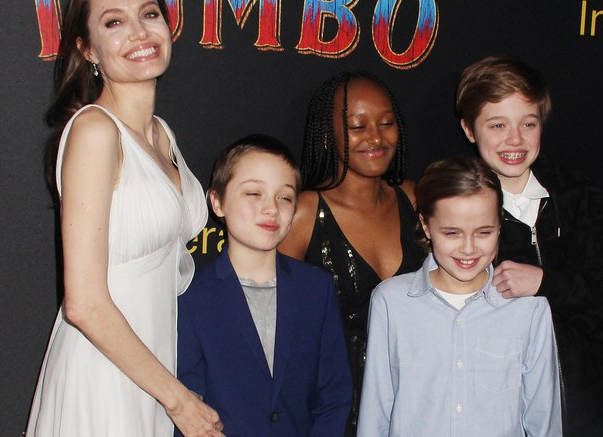 Анджелина Джоли нехае за възпитанието на децата си (Вижте какво призна бавачката им)