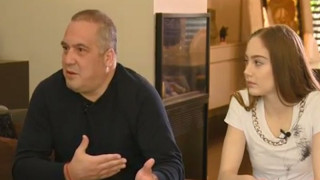 Слави Бинев разплакал щерка си заради изпуснат обръч