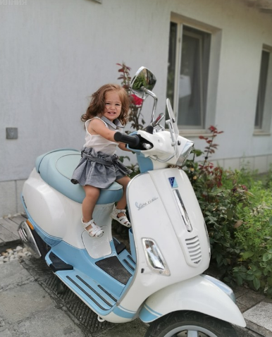 Атанас Месечков показа двегодишната си дъщеря (Вижте я какъв е сладур) - Снимка 3