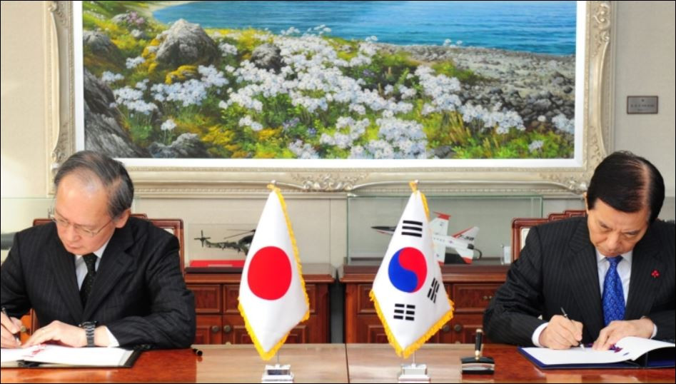 Южна Корея и Япония в търговска война сн. News.bg