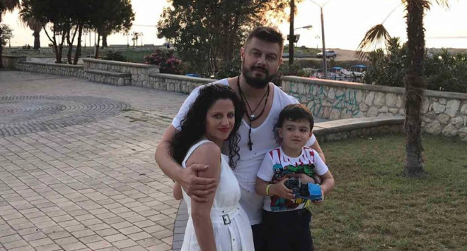 Николай Бареков и семейството му изненадаха всички с избора си