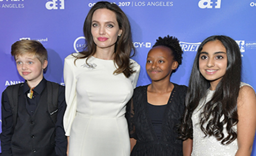 Обвиниха Анджелина Джоли, че пести от децата си (Вижте странните й методи на възпитание)