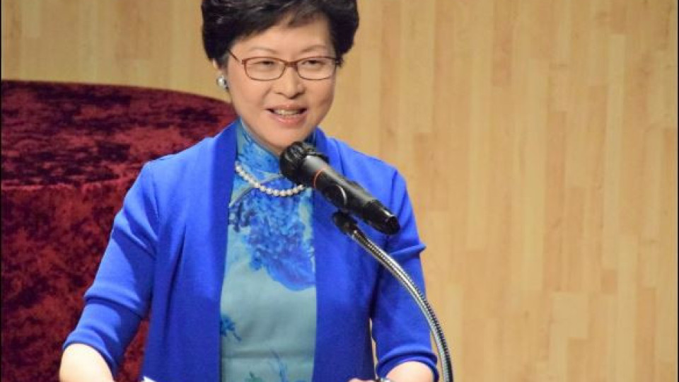 Лидерката на Хонконг подаде оставка заради протестите (Пекин готви жесток отговор на бунта)