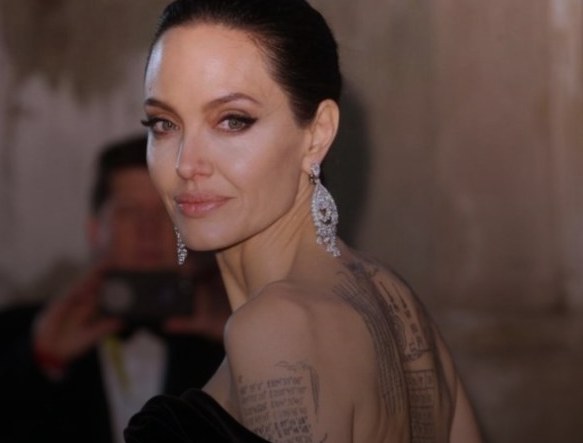 Анджелина Джоли лишава Брад от родителски права (Всичко за скандала)