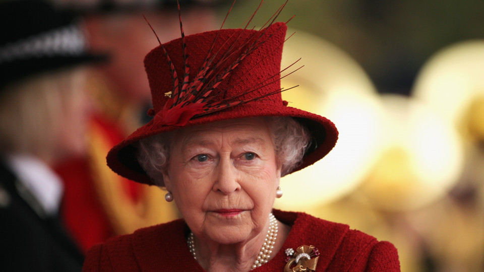 Тази палава снимка едва не детронира кралица Елизабет Втора (ФОТО)