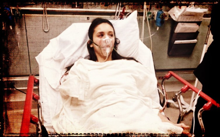 Драма: Нина Добрев в болница по спешност! (още подробности)