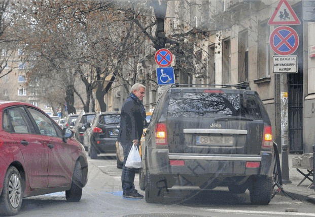 Бившият здравен министър Петър Москов опъва нервите на МВР до краен предел
