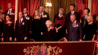 Кралицата и Кейт Мидълтън избраха новите втори дами в двора (Ето кои ще заместят херцозите Съсекс)