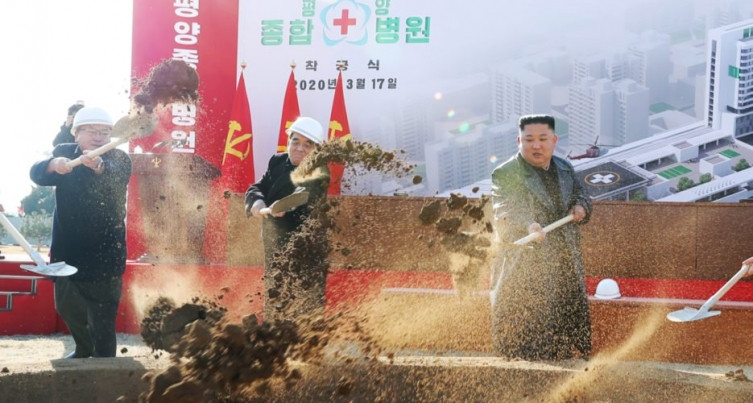 Ким Чен Ун призна за кризата с коронавирус в Северна Корея сн. Туитър 