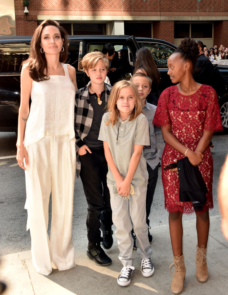 Анджелина Джоли към Брад Пит: Никакви срещи на децата с Дженифър! (Всичко за скандала)