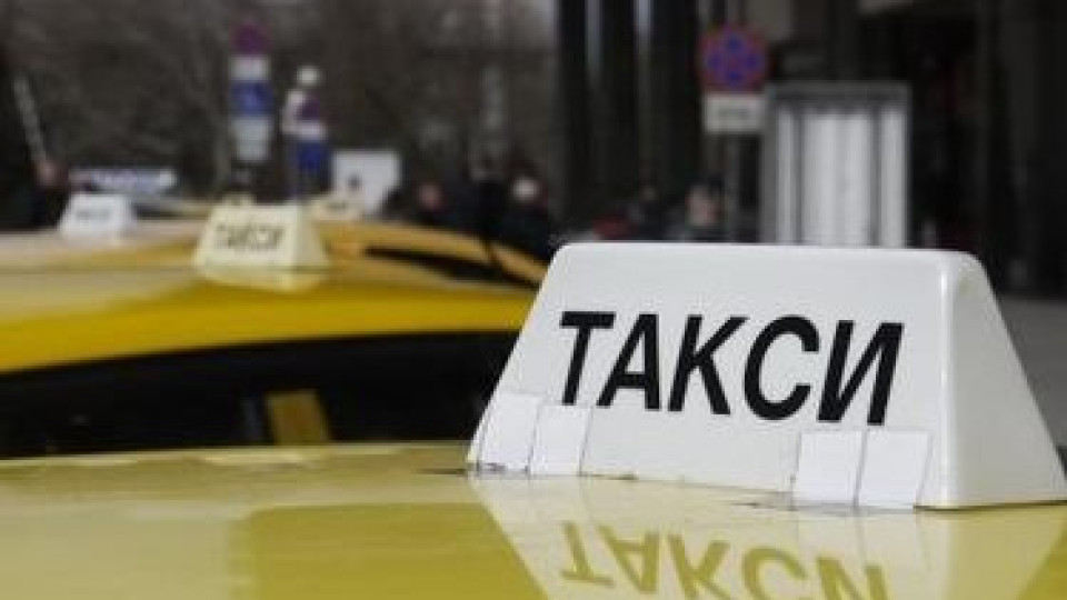 Пандемията промени дори пътуването с такси (Вижте какво решиха таксиметровите шофьори)