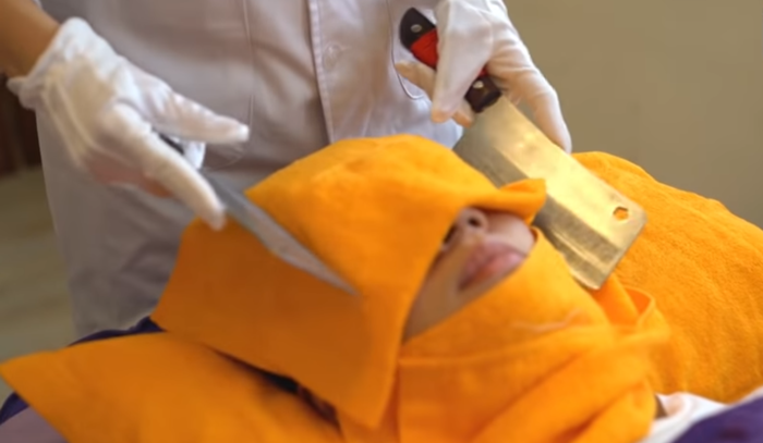 Тайван привлича туристи с масаж с ножове сн. You Tube 