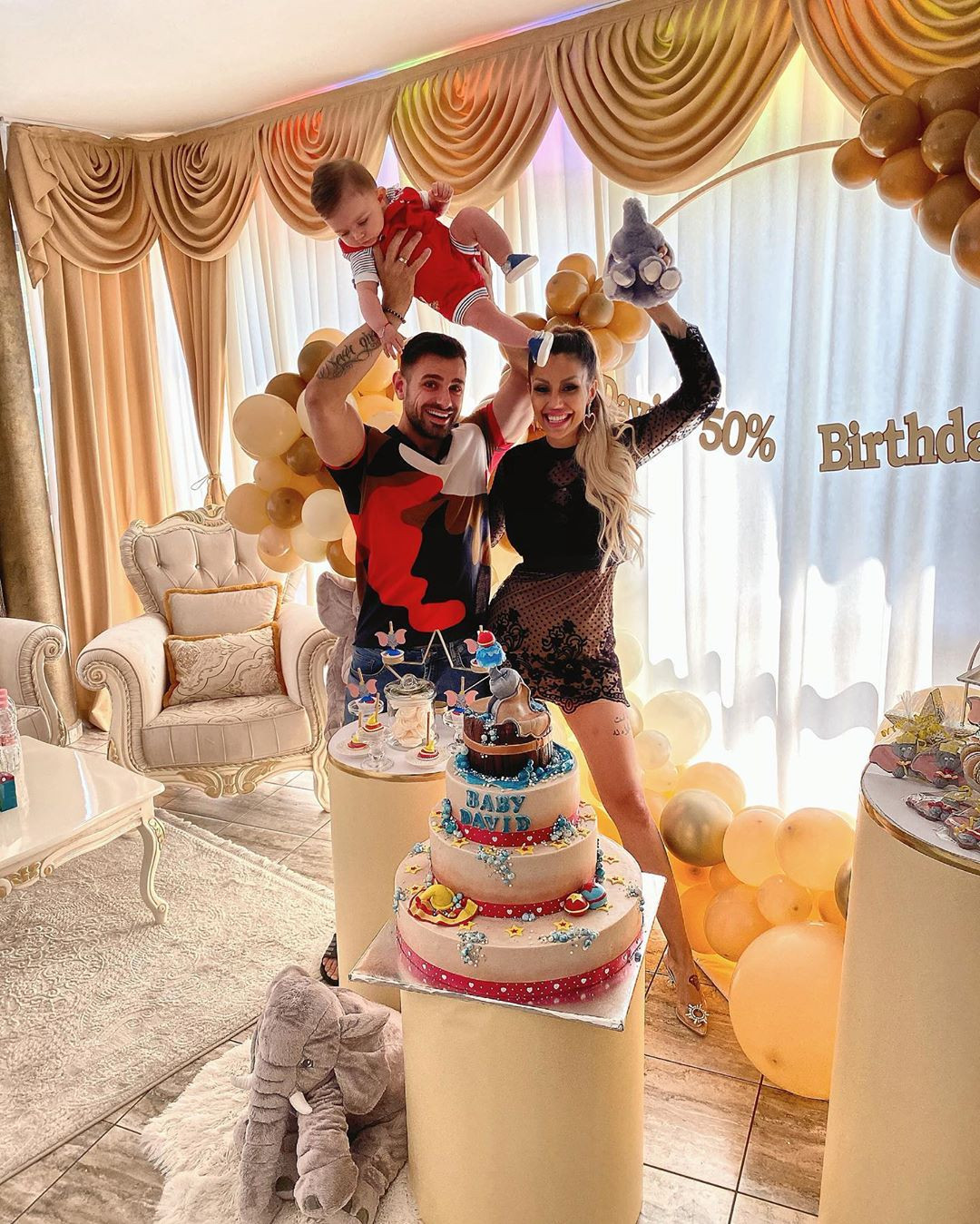 Джулиана Гани с пищно парти за сина си (Снимки)