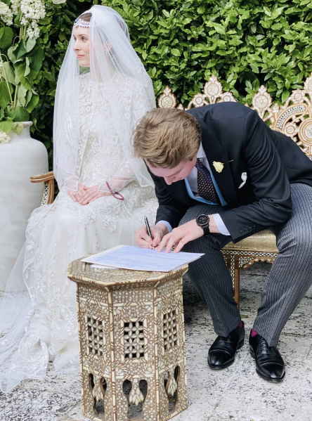 Принцесата на Йордания се омъжи за британски журналист (Снимки от сватбата)