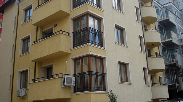 Напук на кризата: Българите инвестират в имоти
