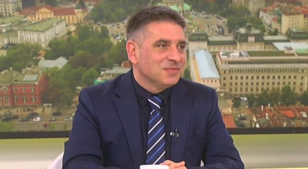 Горещи разкрития за правосъдния министър Данаил Кирилов (СНИМКИ)