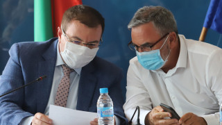 Здравният министър притеснен за ситуацията с Ковид-19 в Добрич: Видях абсурдни неща!