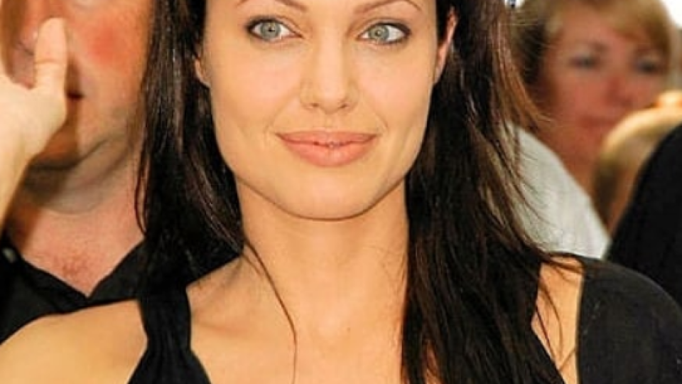 Анджелина Джоли научи, че Брад Пит се среща с модел (Вижте реакцията на актрисата)
