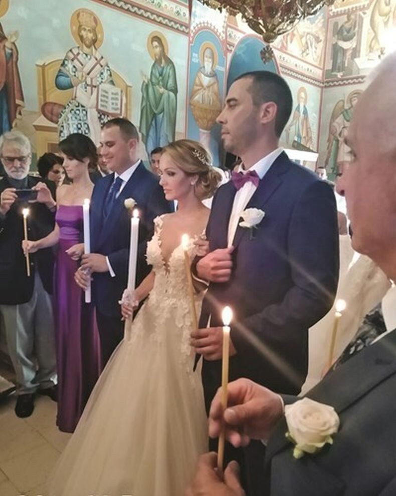 Илияна Йотова даде луди пари за тежката сватба на наследника си (СНИМКИ)