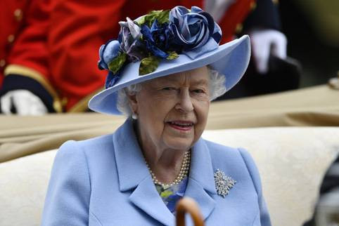 Грандиозен скандал ще взриви британското кралско семейство