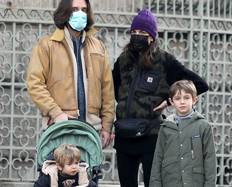 Шарлот Казираги с децата и Димитри на разходка в Париж (Вижте колко порасна двегодишният й син – Снимки)