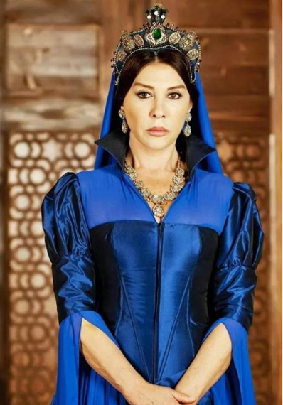 Ще се изненадате как изглежда турската актриса Небахат Чехре към днешна дата (ФОТО)