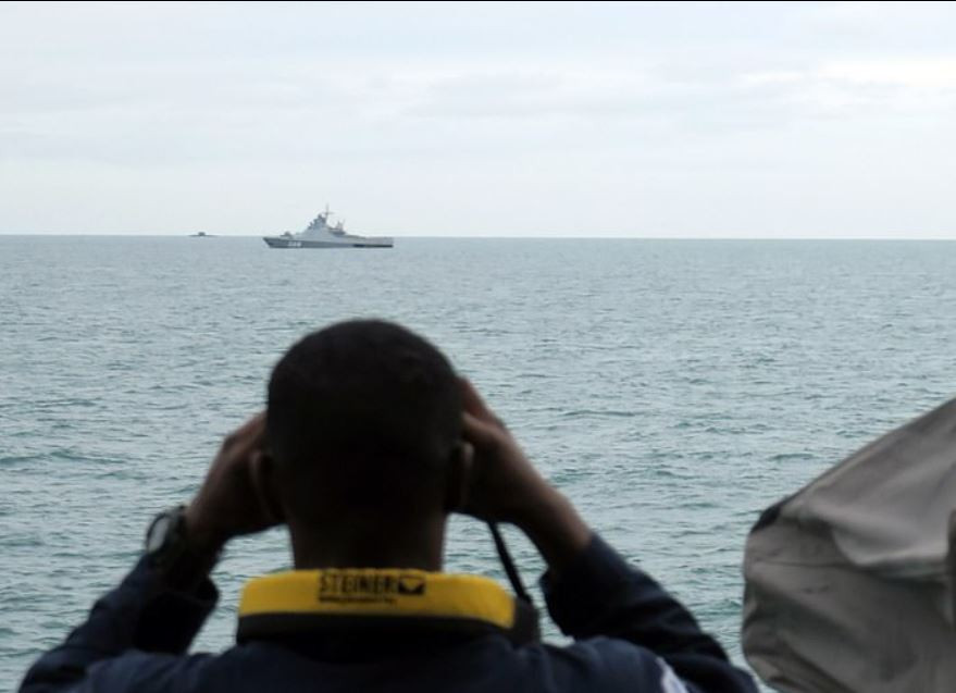 Напрежение в Ламанша: Владимир Путин праща военни кораби край Британия