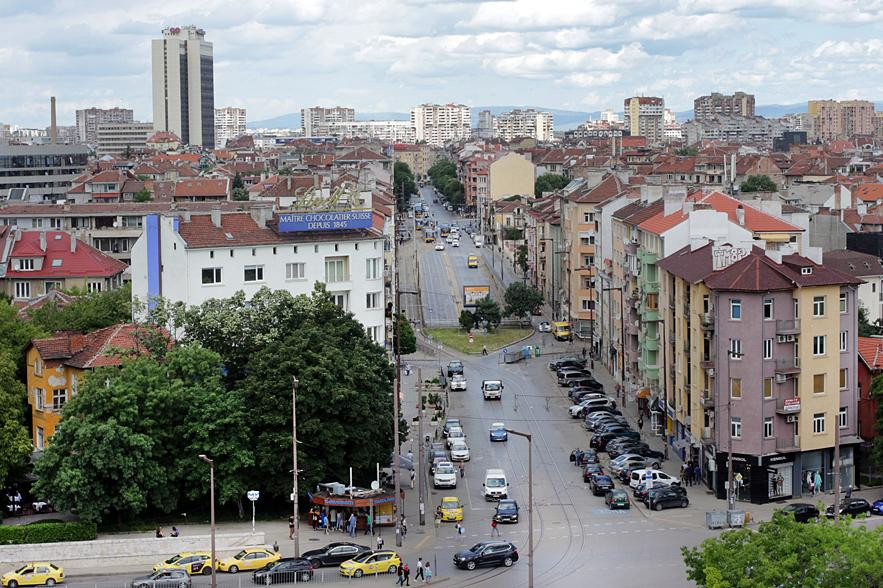 Защо кризата не успя да срине цените на имотите в София?