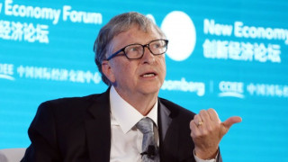 Изненадваща прогноза на Бил Гейтс за COVID-19