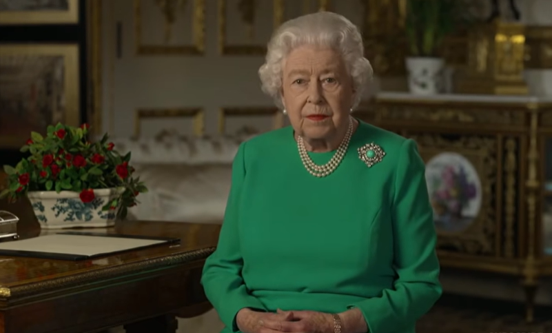 Елизабет Втора трудно понася обвиненията на Меган Маркъл и внука си принц Хари, отправени в интервюто с Опра Уинфри сн. YouTube