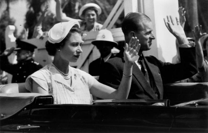 Да се откажеш от корона заради любовта: Принц Филип и Елизабет Втора с невероятна семейна история