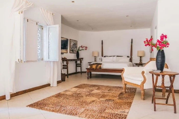 Наоми Кембъл отвори вратите на луксозния си дом в Кения (Снимки)